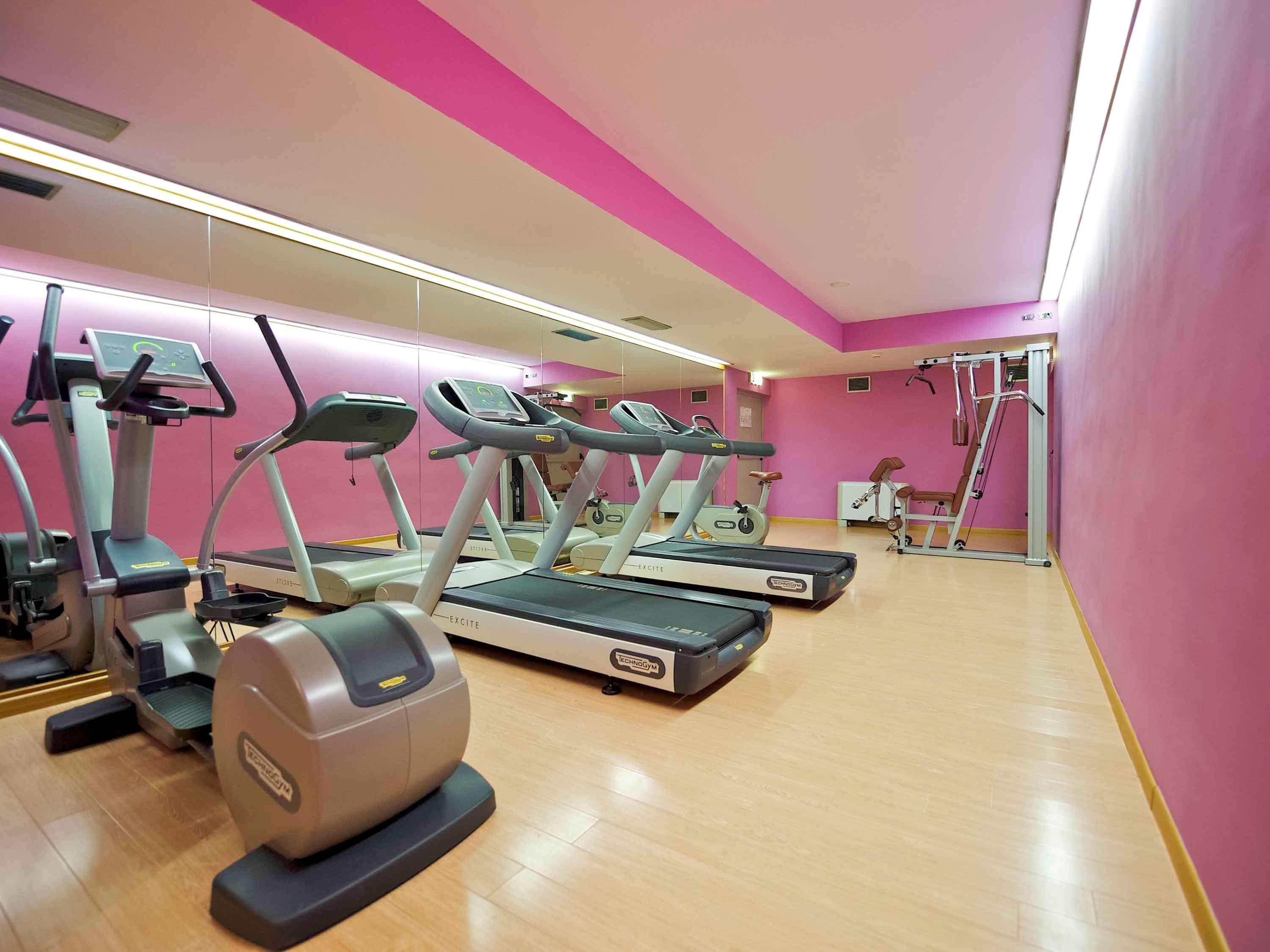 Mercure West Hotel